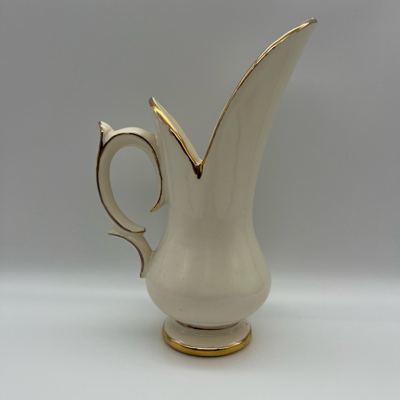 Vintage McCoy Pottery Pitcher - Picture 8 of 9